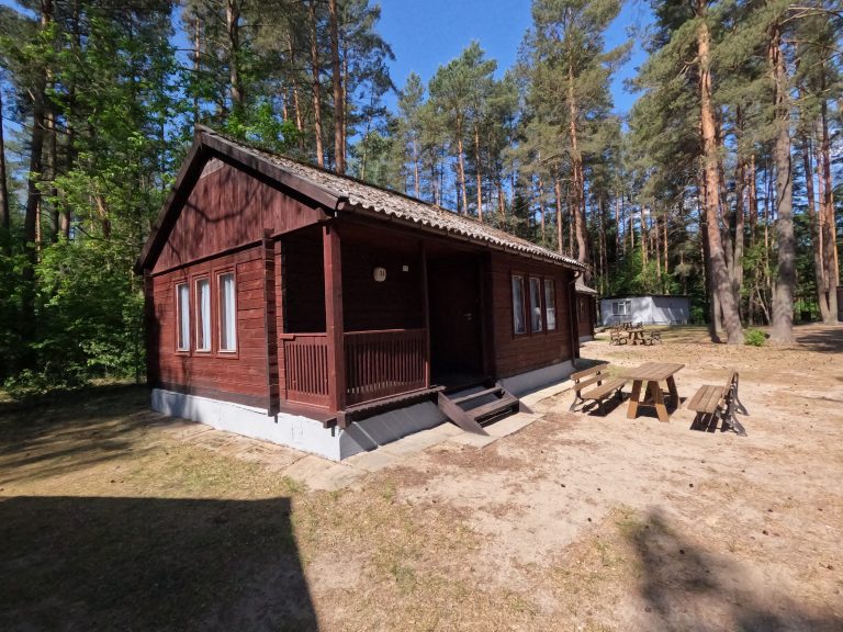 Domek 6-osobowy z&nbsp;salonem