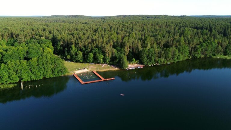Prywatna plaża ośrodka